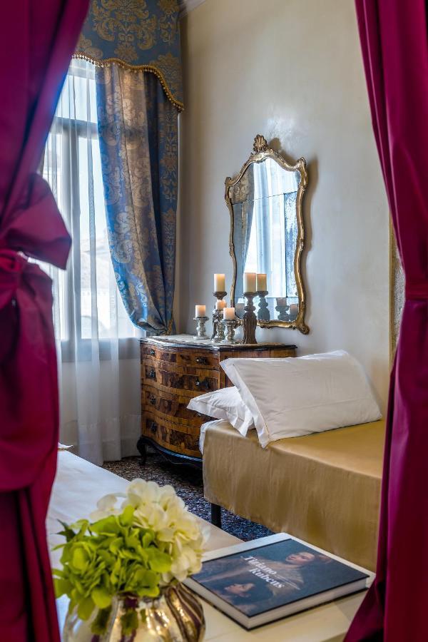Palazzo Odoni Hotell Venezia Eksteriør bilde