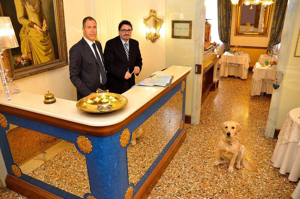 Palazzo Odoni Hotell Venezia Eksteriør bilde
