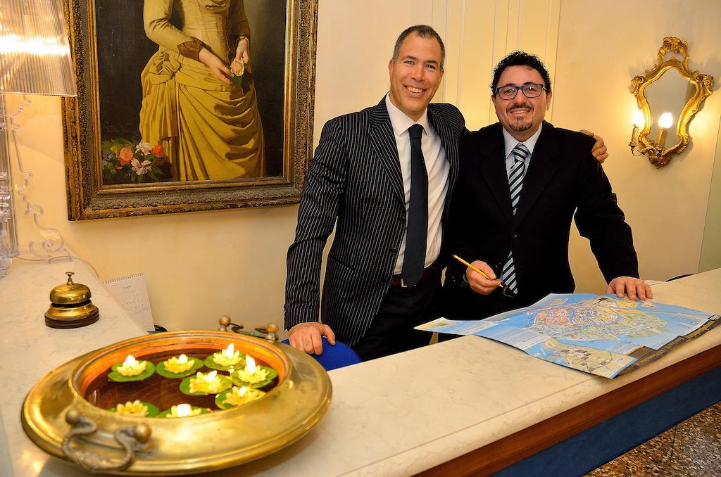Palazzo Odoni Hotell Venezia Eksteriør bilde